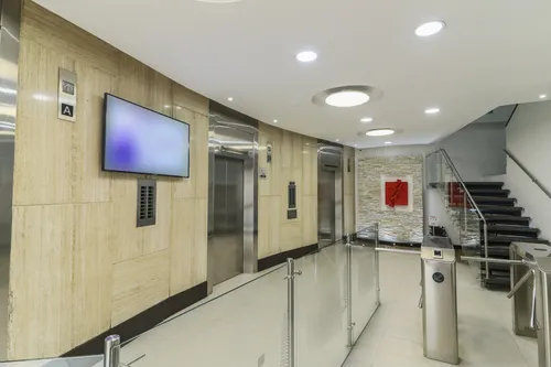 Oficina En Arriendo En Centro Internacional. Cod A1094006