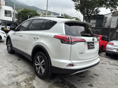 Toyota Rav4 Street Tp 2000cc 4x2 5p