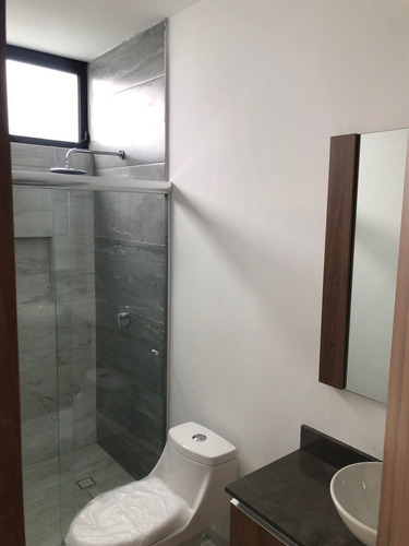Hermosa Residencia En Venta En Solares