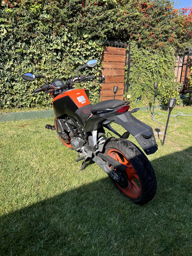 Ktm Duke 200 Año 2023 - 7.000kms - Dos Dueños - Facturable