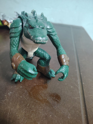 Figura De Acción Tmnt Playmatesteenage Leatherhead (Usado)