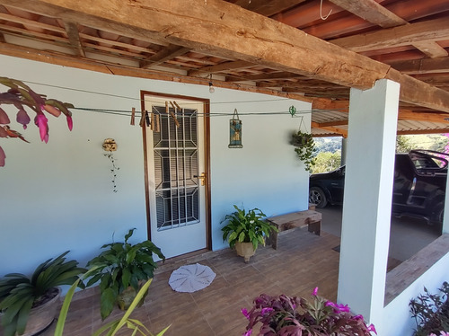 Sítio Com Documento E Escritura