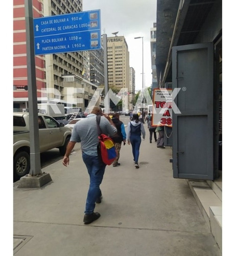 Imagen 3 de 19 de Amplio Local En Alquiler En La Av. Urdaneta