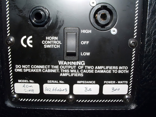 Caixa de baixo Bafle Ashdown ABM-210h 300 watts e 10 polegadas