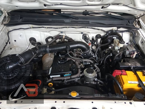 Imagen 12 de 13 de Toyota Fortuner Sr5 Automatica Dubai 4x4