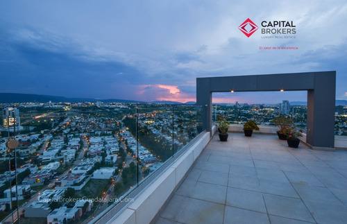 Penthouse De Super Lujo En Venta En Attala Zona Andares