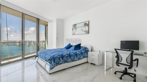 Departamento En Venta En Miami, Florida, Estados Unidos