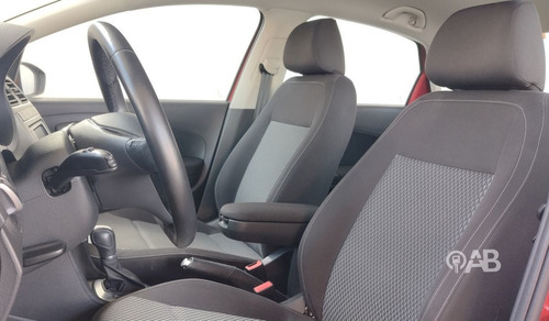 Imagen 9 de 10 de Volkswagen Vento 2020 1.6 Comfortline Plus Mt