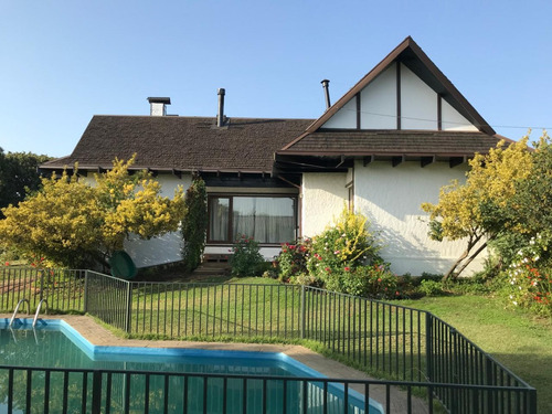 Hermosa Casa En Cerro Verde, Hualpén, En Arriendo