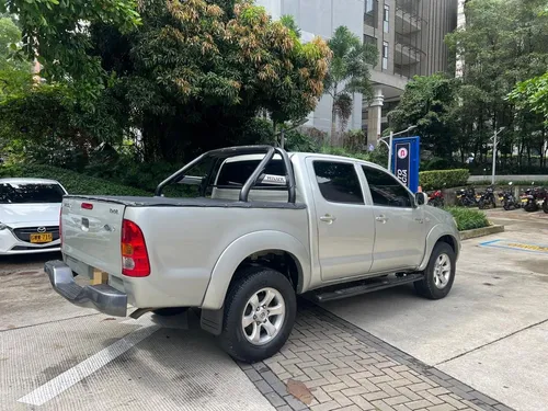 Toyota Hilux 2.5 Imv 4x2