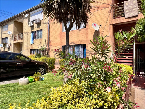 Oportunidad: Dpto. Primer Piso 2d, 1b, Con Patio Y Jardín