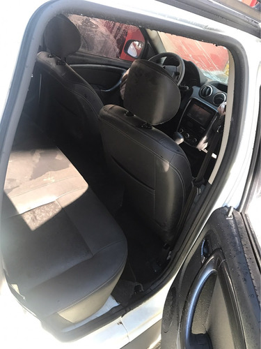 Sucata Renault Duster 2014 (somente Em Peça)