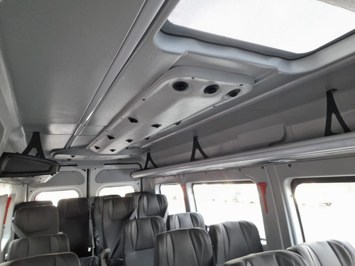 Imagen 9 de 13 de Boxer Premium 2.2 Hdi 440 L4h2 Minibus 17+1