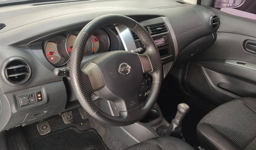 Nissan Livina 1.6 S 16v Flex 4p Manual