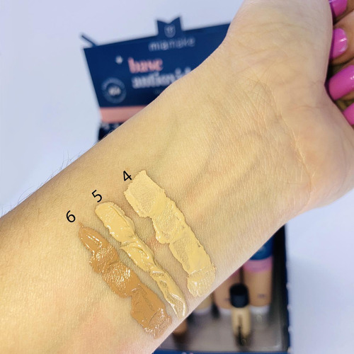 Base Antioxidante Mia Make Cor Média - Hidratação Matte