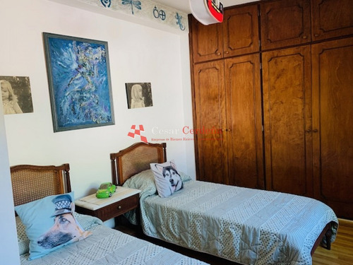 Importante Residencia A Metros Del Mar- Ref: 1435