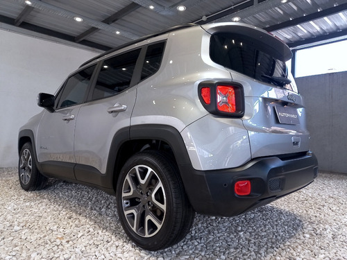 Imagen 7 de 15 de Jeep Renegade Longitude Full 1.8n At 6° | 2020