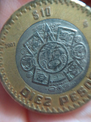 Moneda De 10 Pesos Con Nucleo Invertido Año 2007