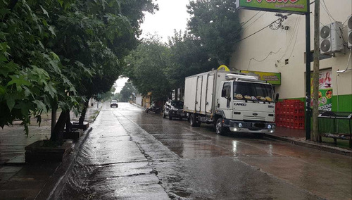 Ford Cargo 915