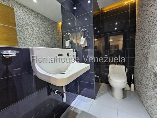 Venta De Espectacular Apartamento Pb En Macaracuay, Agua Segura #25-18495 Np