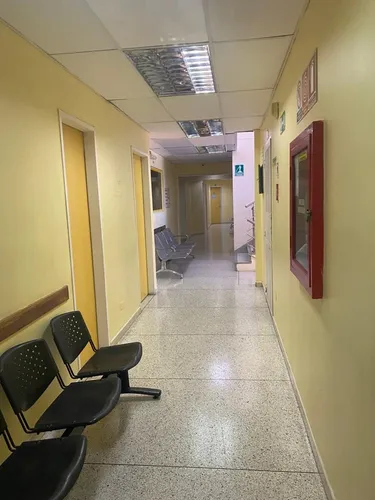 Consultorio Odontológico En Venta. Policlínica Las Industrias. Flor Amarillo.ar Solo Clientes