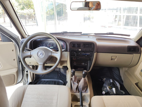 Dongfeng Zna 2015