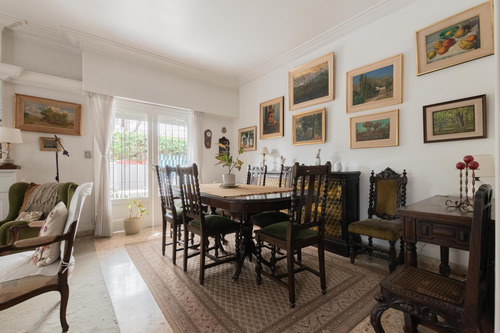 Olivos Golf - Gutierrez 2900 - Casa De 4 Amb. Con Jardín Y Pileta