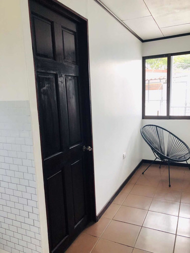 Imagen 14 de 21 de Hermoso Apartamento El Roble Alajuela