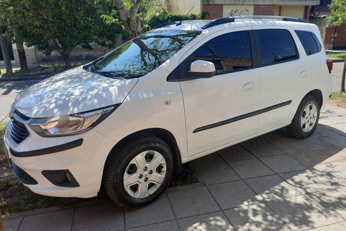 Imagen 1 de 15 de Chevrolet Spin 2018 1.8 Lt 5as 105cv L19