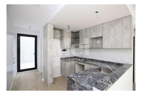 Imagen 12 de 30 de Excelente 3 Ambientes Con Balcón, Patio Propio Y Cochera