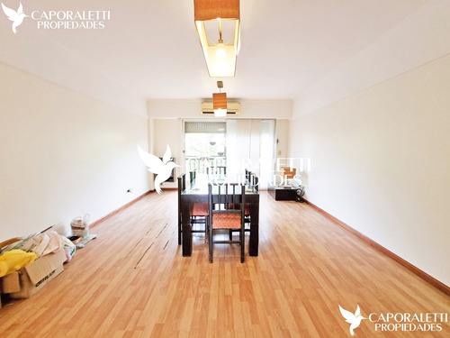 Imagen 2 de 30 de Venta De Departamento Semipiso De 3 Ambientes En Quilmes