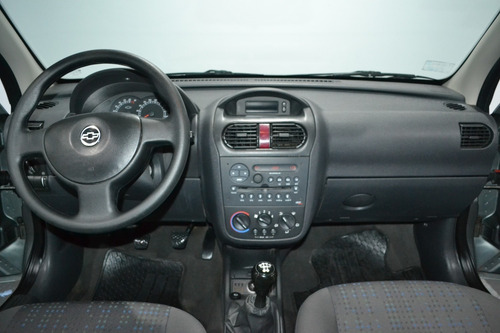 Chevrolet Corsa 1.8 Gl 4p M/t 2010 -imolaautos-