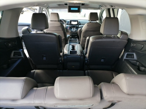 Imagen 11 de 15 de Honda Odyssey Touring