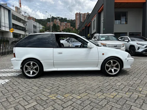 Chevrolet Swift 1.3