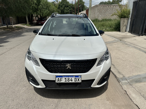 Peugeot 2008 1.6 Feline Tip