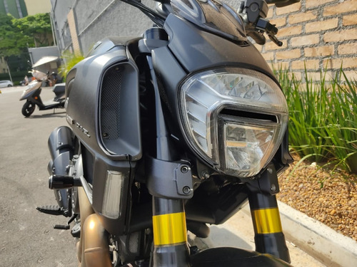 Imagem 6 de 12 de Ducati Diavel Dark 2016