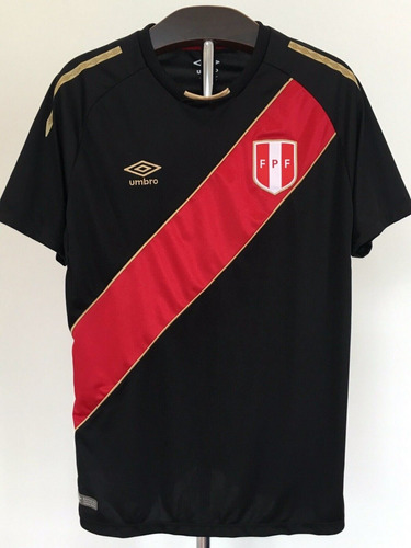 Camiseta Peru Umbro Black 2018