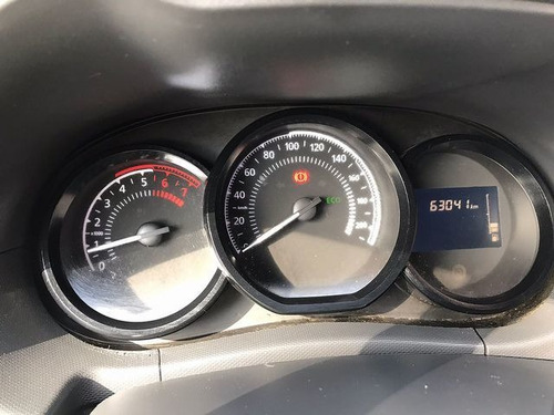 Imagem 6 de 8 de Renault Duster 1.6 Dynamique 4x2 16v 2017