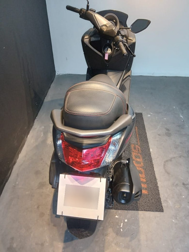 Imagem 8 de 25 de Yamaha Nmax Le 160abs 2020/2021 ** Baixo Km Banco Confort **