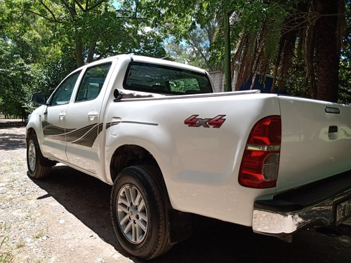 Toyota Hilux 2.5 Cd Dx Pack 120cv 4x4 2014