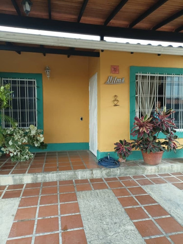 Vendo Hermosa Casa Conj Resd Privado En Valle De Oro Los Aleros Angel Tovar