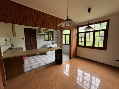 Casa En Arriendo Parcela 5.000. Costado Ruta 5, Linderos.