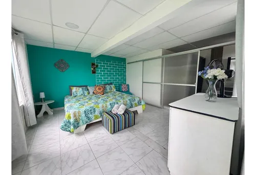 Vendo Hostal, Amoblada, Cerca A Recuca