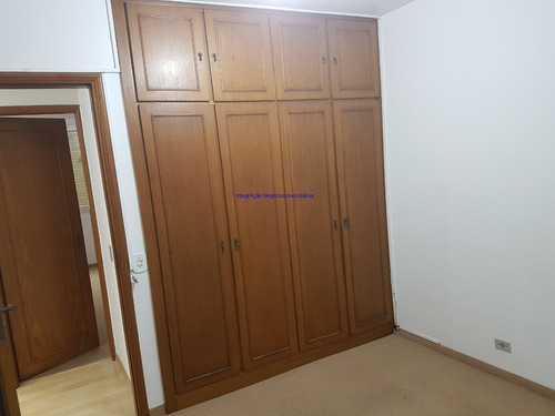 Imagem 6 de 18 de Apartamento 85m², 03 Dormitórios E 01 Banheiro. Condomínio Com Portaria, Segurança 24hrs, Salão De Festa E Playground. Excelente Localização. - 21011102 - 68992395