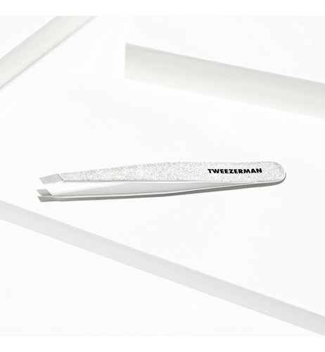 Pinça Tweezerman Moon Dust Slant Em Aço Inoxidável