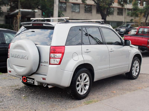 Imagen 4 de 20 de Suzuki Grand Nomade Glx Sport 2.4 Mt 2015