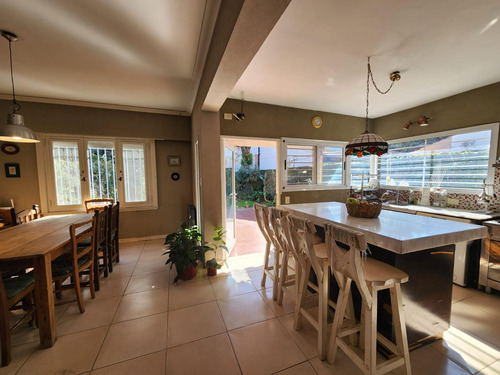 Venta, Casa, 4 Ambientes, Garage, Parque, Acassuso