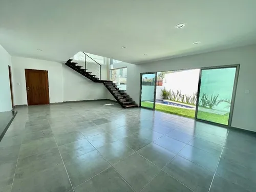 Casa En Venta En Lomas De Cortés En Cuernavaca, Morelos