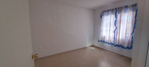 Se Vende Casa De Un Nivel En Fraccionamiento En Real Navarra