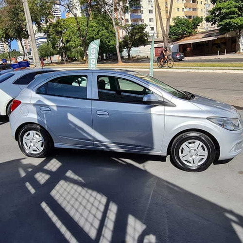 Imagem 11 de 11 de Chevrolet Onix 1.0 Joy 8v Flex 4p Manual